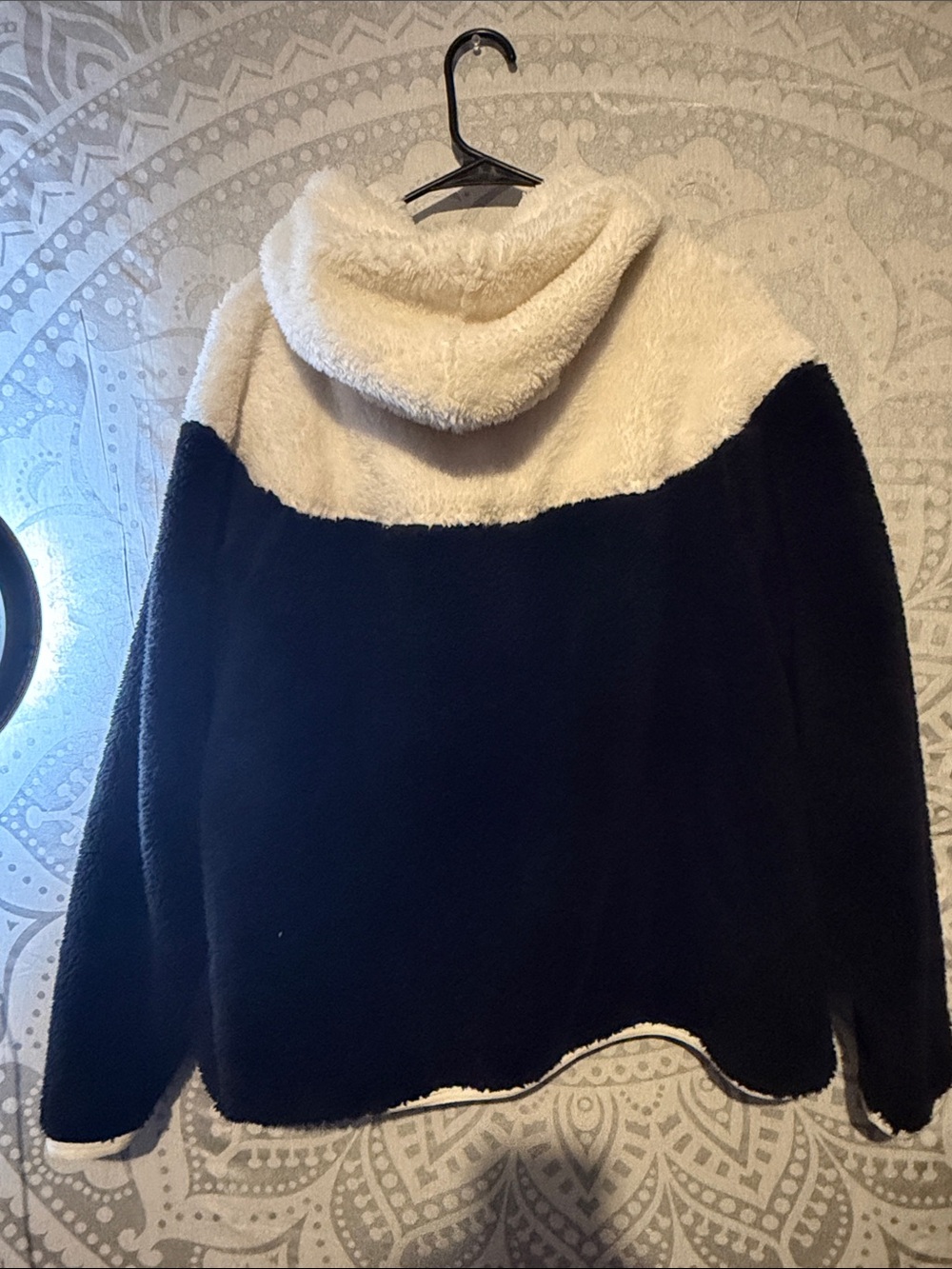 Nike Womens Fuzzy Sherpa Fleece Full Zip Colorblock Hoodie Black White 2X - Picture 2 of 11
